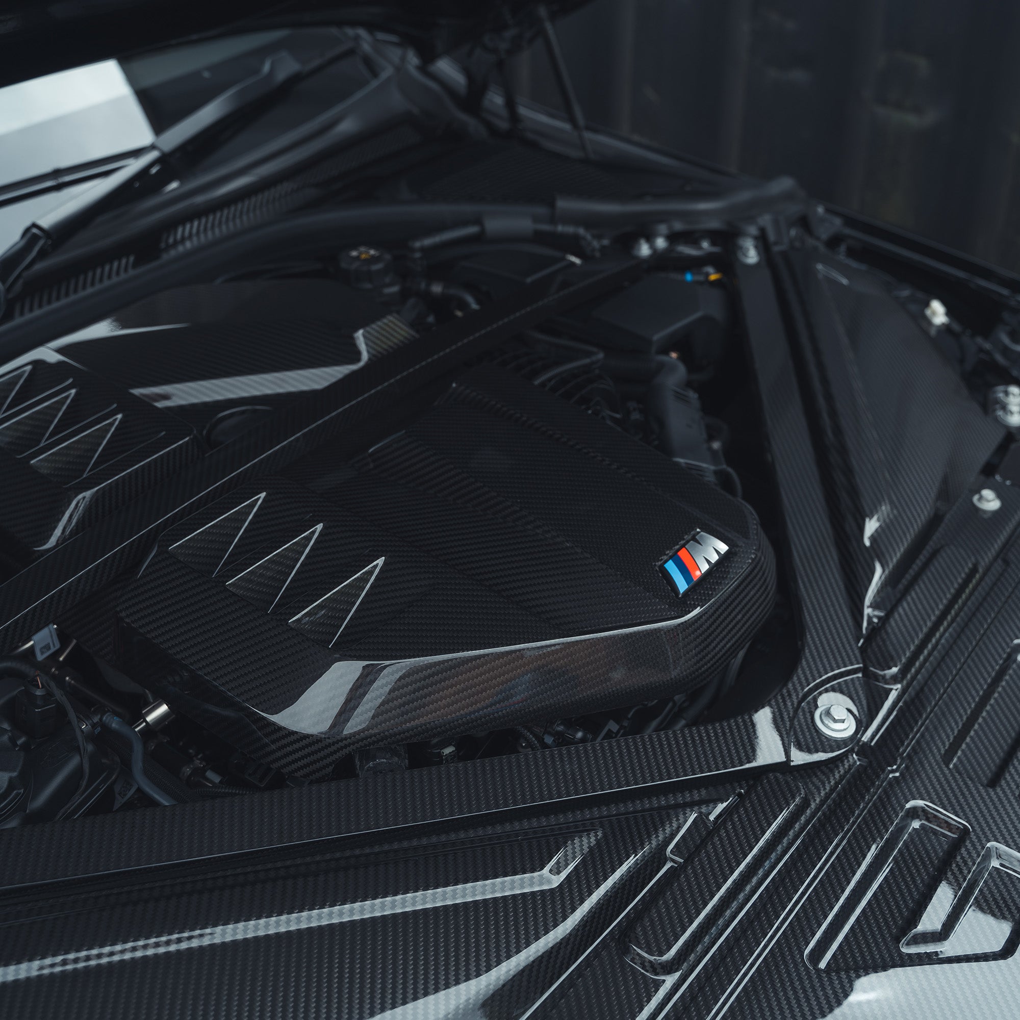 BMW M2 M3 & M4 G87/G80/G81/G82/G83 CARBON FIBRE ENGINE COVER-Accessories-CT CARBON-CT Carbon - High-quality carbon fiber and gloss black aerodynamic parts for premium sports and luxury vehicles.