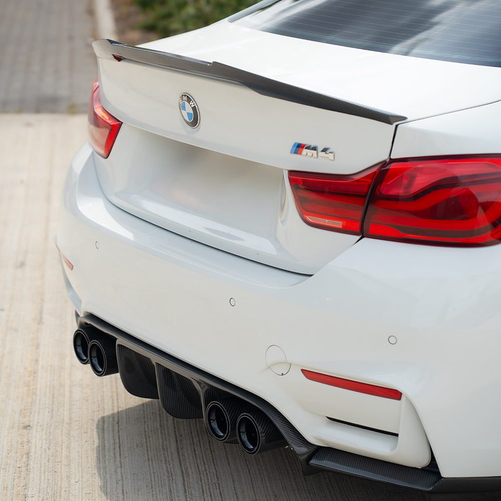 BMW M3/M4 F80/F82/F83 CARBON FIBRE DIFFUSER - V-STYLE