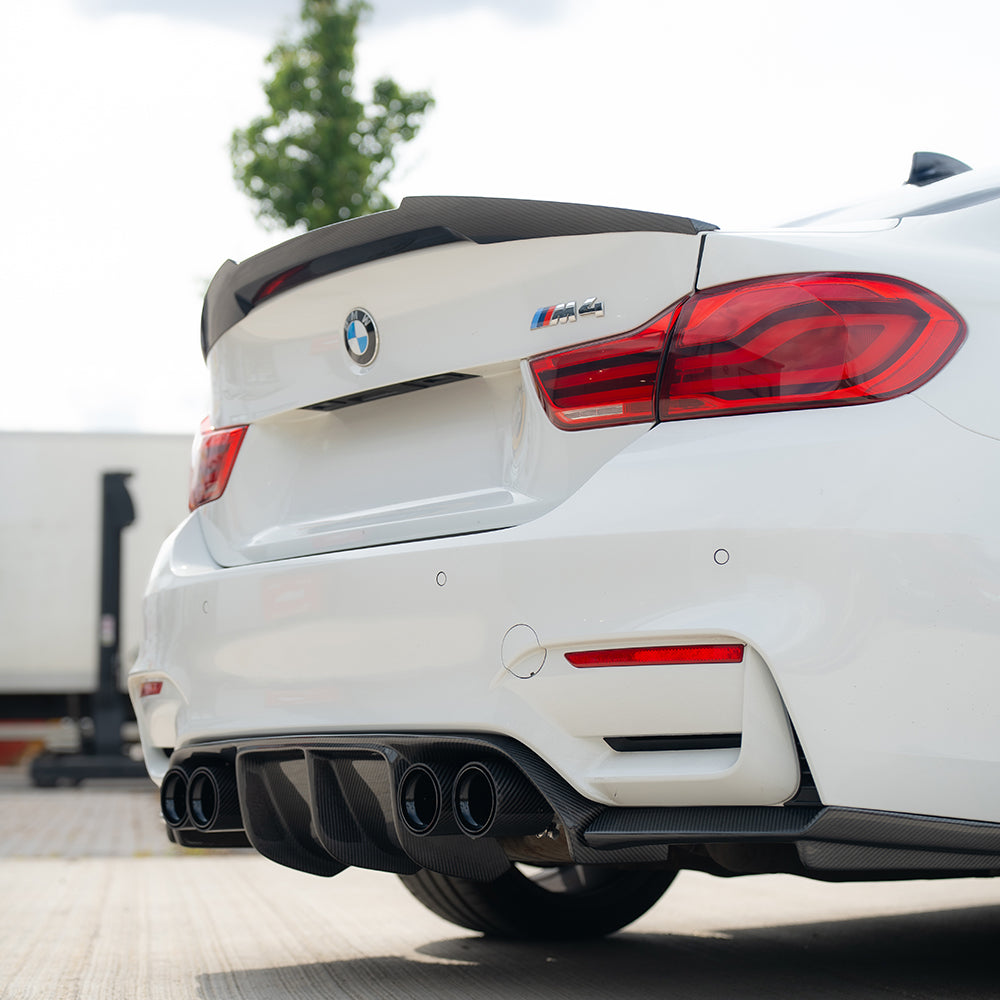 BMW M3/M4 F80/F82/F83 CARBON FIBRE DIFFUSER - V-STYLE