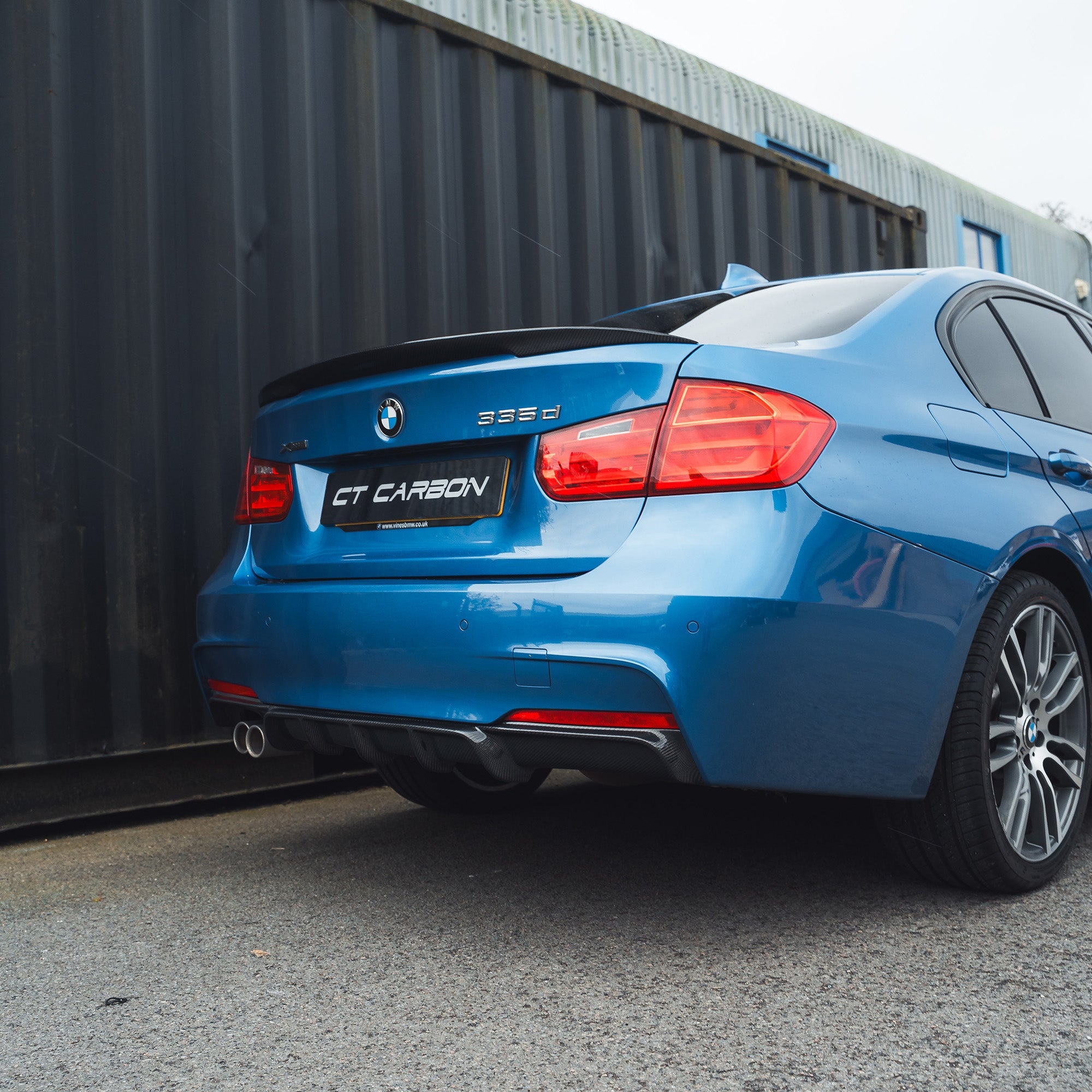 BMW F30 3 SERIES SALOON FULL CARBON FIBRE KIT - MP STYLE-Kit-CT CARBON-CT Carbon - High-quality carbon fiber and gloss black aerodynamic parts for premium sports and luxury vehicles.