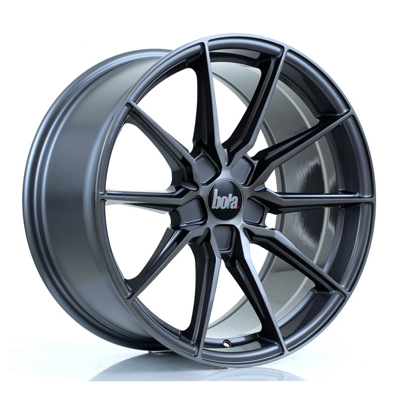 BOLA B16 19x9.5 ET25-45 5X108 TITANIUM
