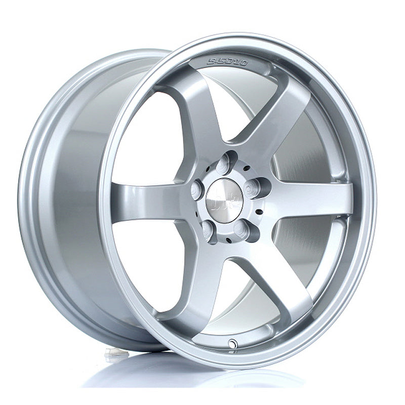 BOLA B1 18x9.5 ET30-45 5X114 SILVER