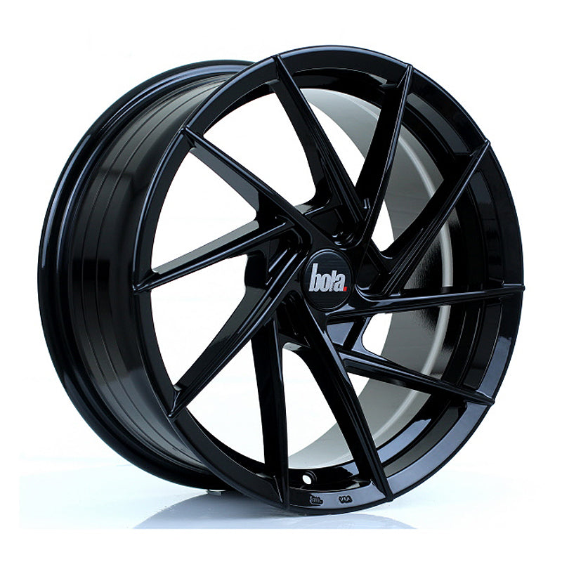BOLA B26 17x7.5 ET40-45 5X112 GLOSS BLACK