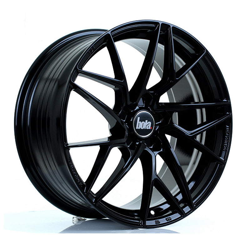 BOLA FLR 18x8.5 ET35-50 5X105 GLOSS BLACK