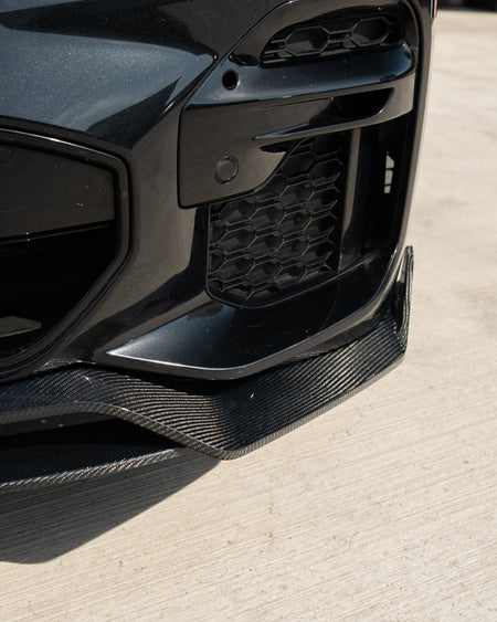 BMW G05 X5 FULL CARBON FIBRE KIT-Kit-CT CARBON-CT Carbon - High-quality carbon fiber and gloss black aerodynamic parts for premium sports and luxury vehicles.