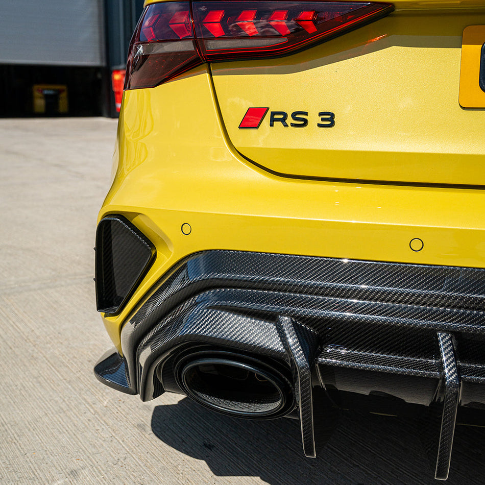 AUDI RS3 8Y 2025+ CARBON FIBRE REAR REFLECTOR DELETE - CT DESIGN
