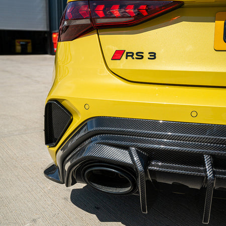 AUDI RS3 8Y 2025+ FACELIFT SPORTBACK FULL CARBON FIBRE KIT - CT DESIGN V2-Kit-CT CARBON-CT Carbon - High-quality carbon fiber and gloss black aerodynamic parts for premium sports and luxury vehicles.
