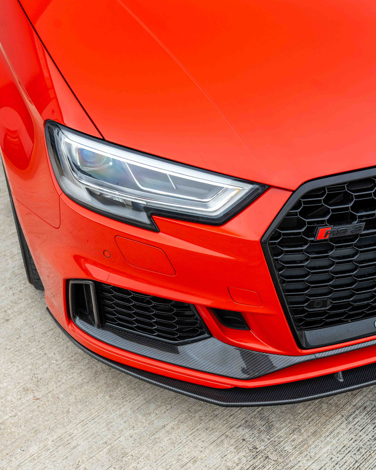AUDI RS3 8V FACELIFT CARBON FIBRE BUMPER TRIM-Accessories-CT CARBON-CT Carbon - High-quality carbon fiber and gloss black aerodynamic parts for premium sports and luxury vehicles.
