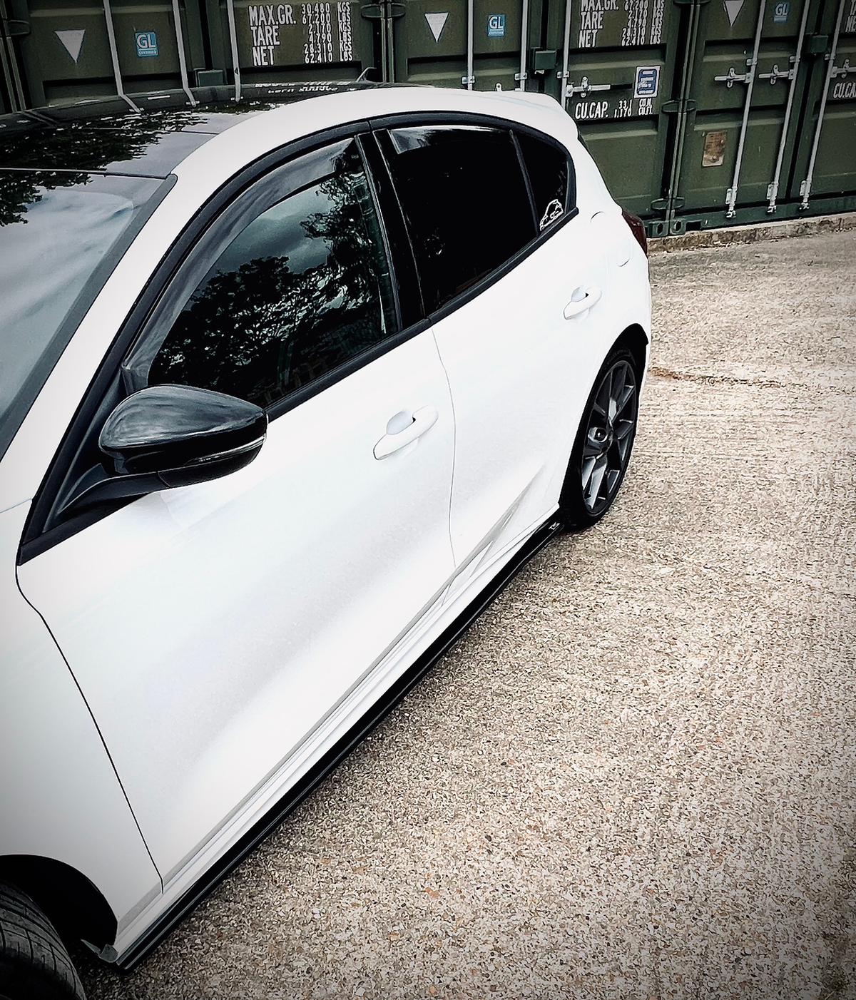 Ford Focus MK4.5 ST - Side Skirt Splitters