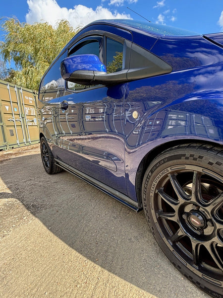 Ford Transit Courier - Side Skirt Splitters