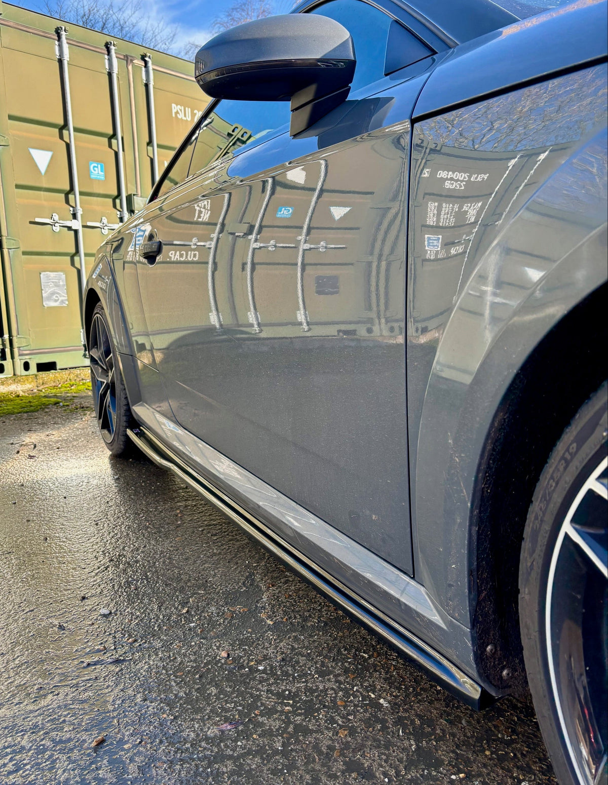 Audi TT MK3 TFSI Pre Facelift - Side Skirt Splitters