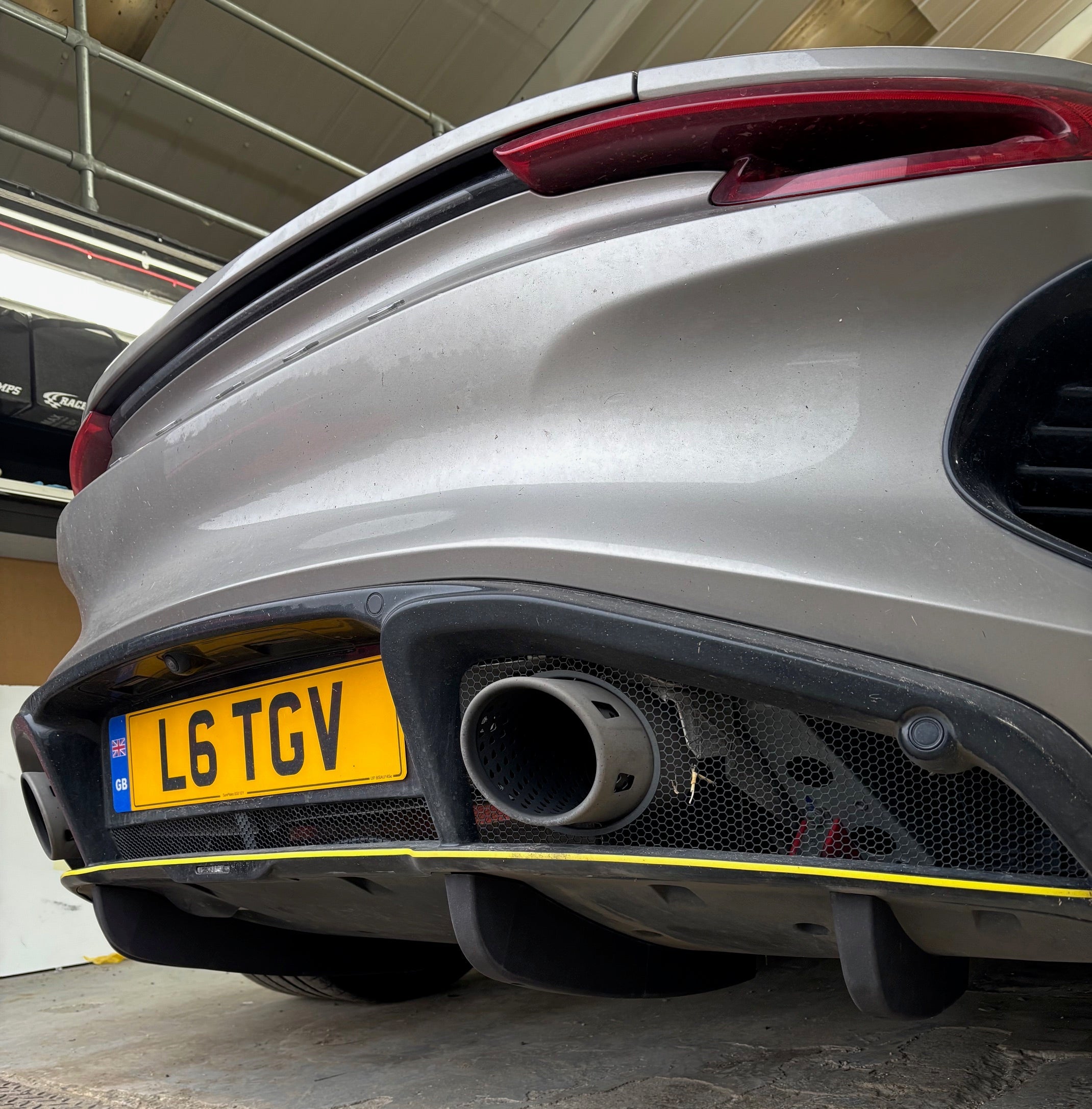 Lotus Emira - Rear Diffuser Fins