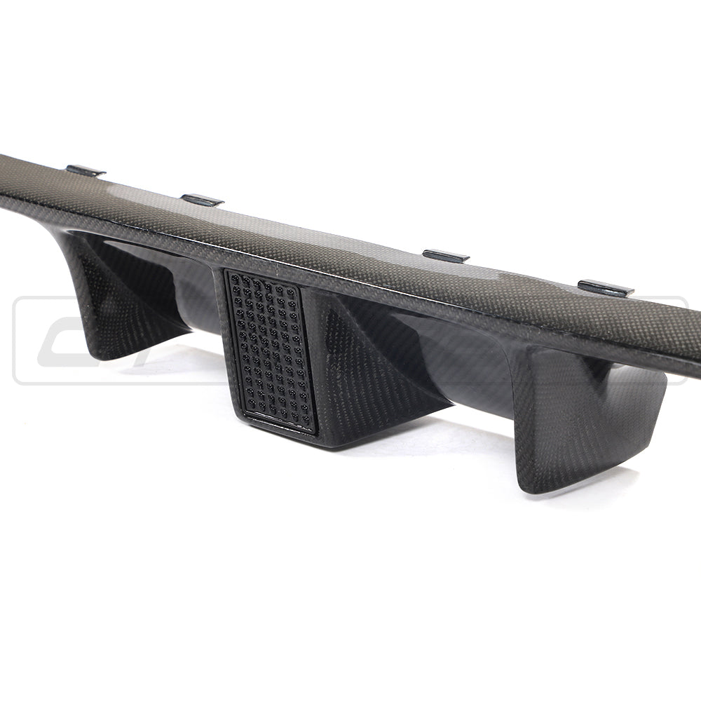 BMW M4 (F83) CONVERTIBLE FULL CARBON FIBRE KIT - DTM-Kit-CT CARBON-CT Carbon - High-quality carbon fiber and gloss black aerodynamic parts for premium sports and luxury vehicles.