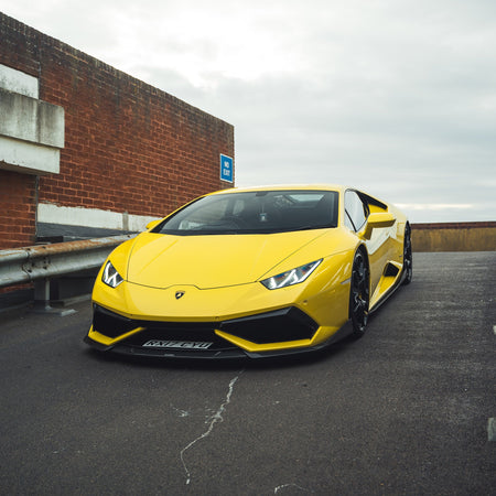 LAMBORGHINI HURACAN LP-610 CARBON FIBRE SIDE SKIRTS - CT DESIGN-Side Skirts-CT CARBON-CT Carbon - High-quality carbon fiber and gloss black aerodynamic parts for premium sports and luxury vehicles.
