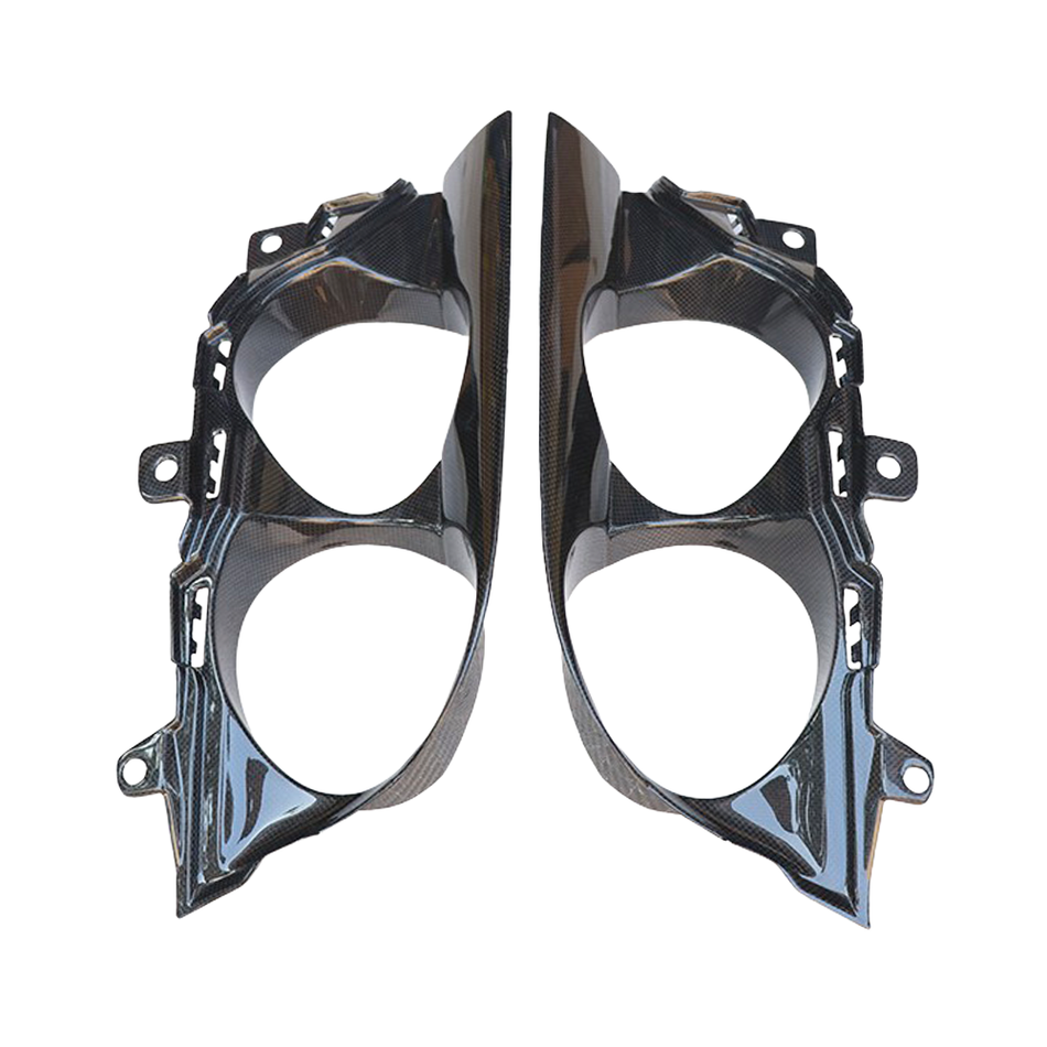 FERRARI 812 SUPERFAST & GTS 2017-2024 CARBON FIBRE REAR LIGHT SURROUND