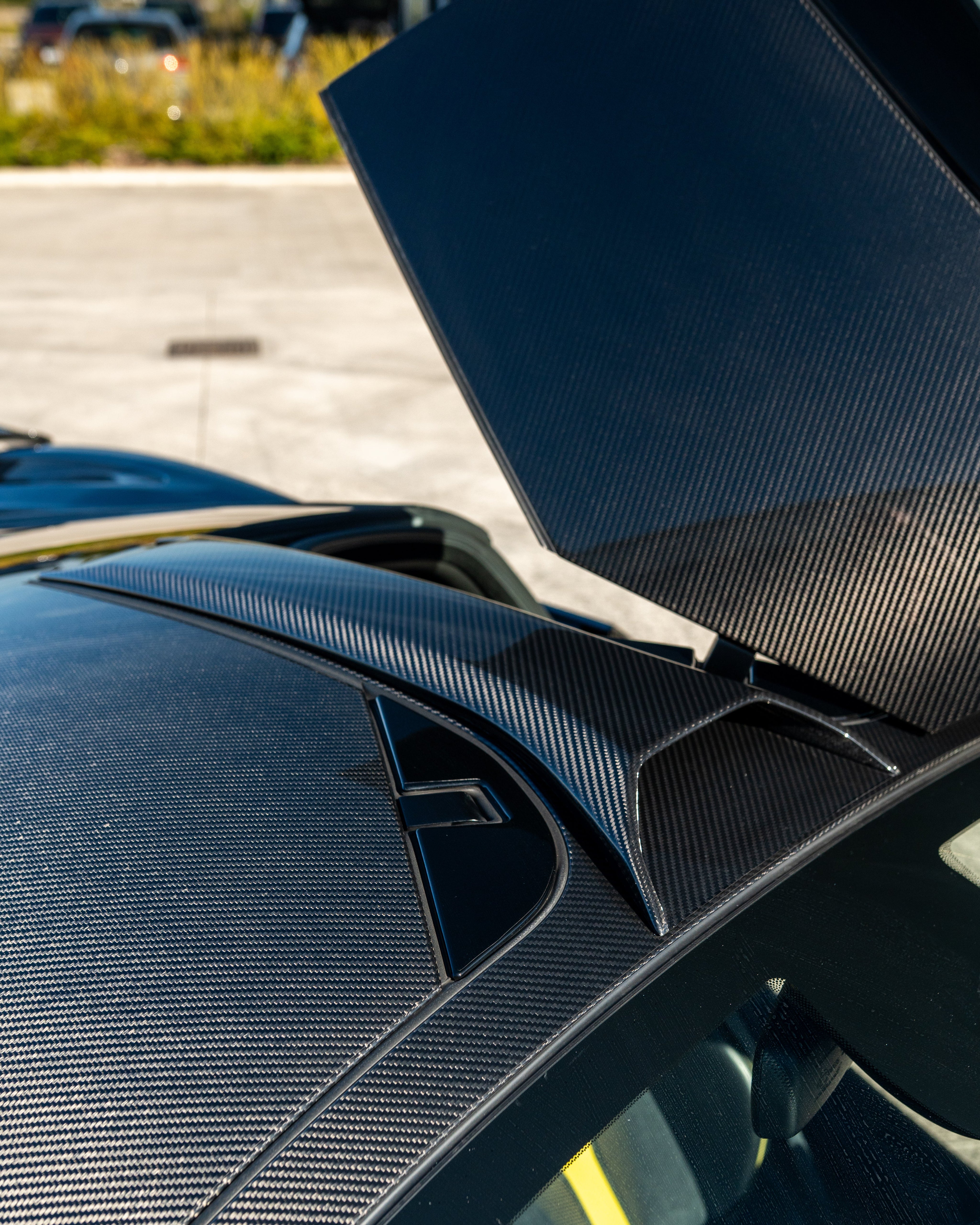 MCLAREN 720S CARBON FIBRE ROOF SCOOP - CT DESIGN