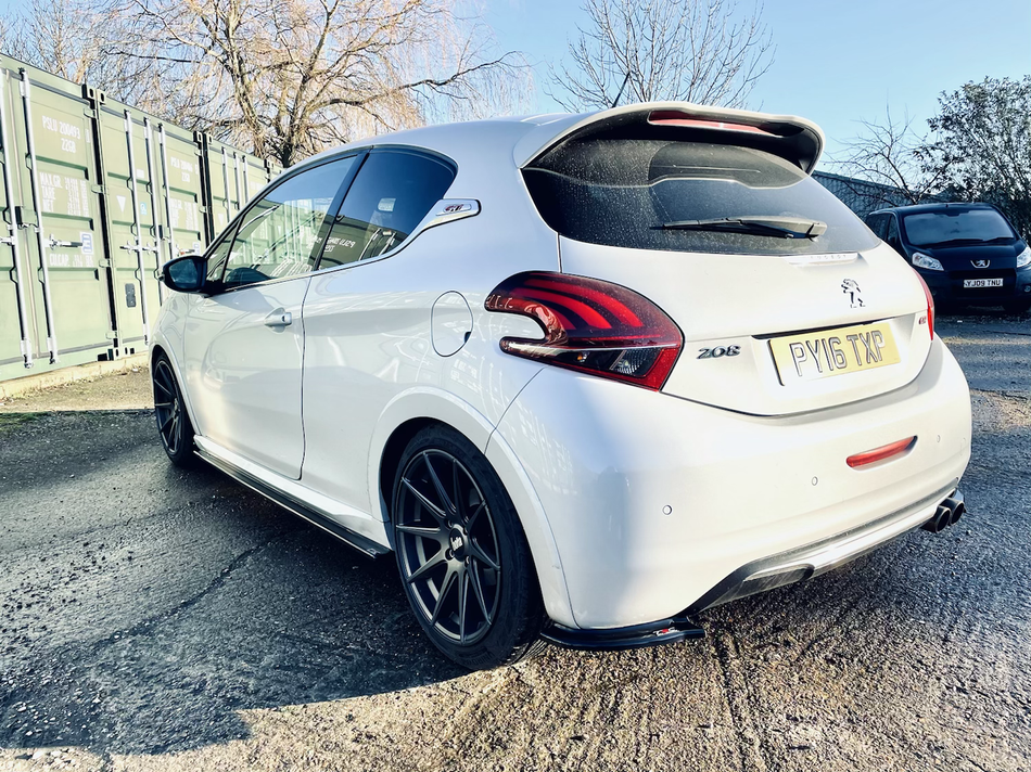 Peugeot 208 GTI - Rear Spats