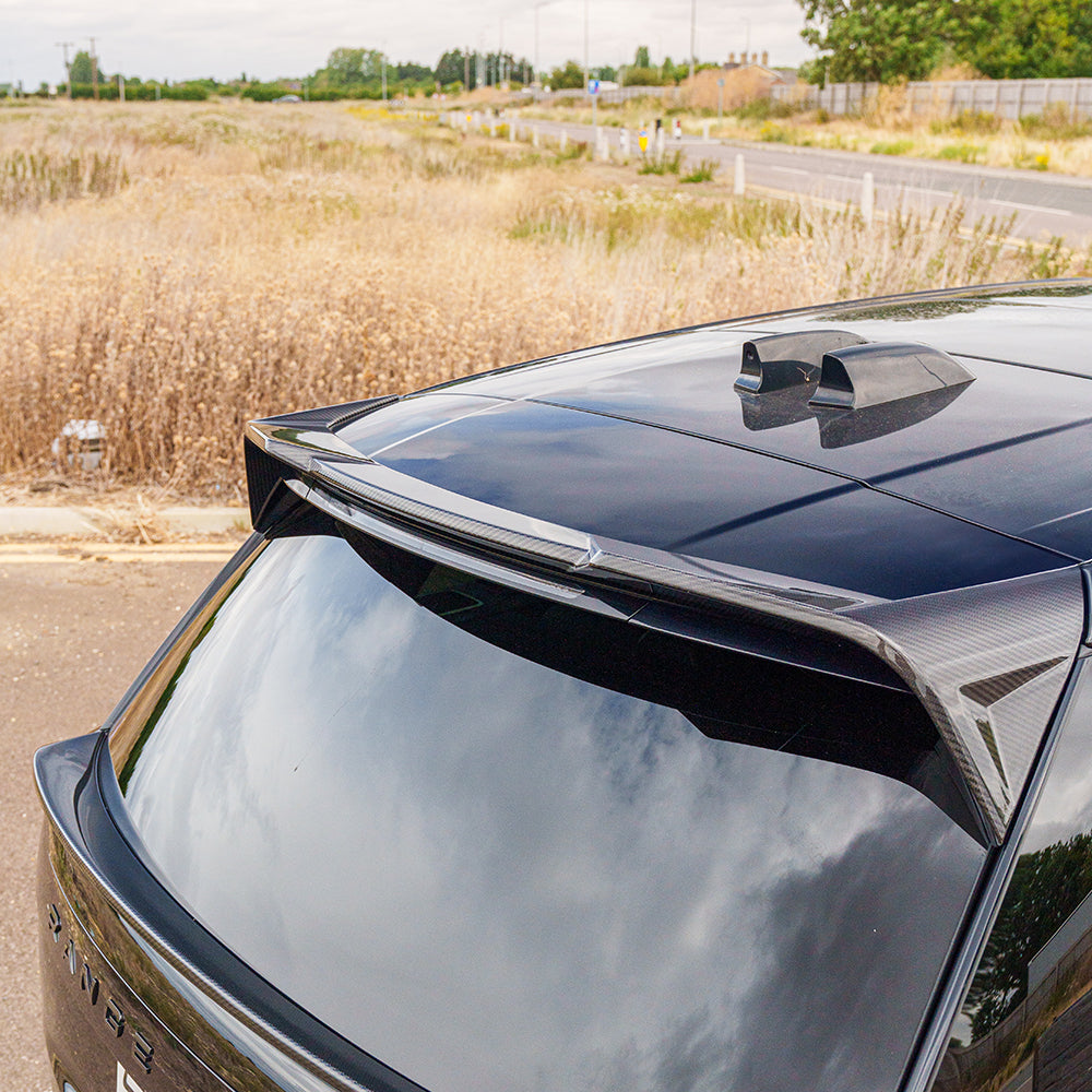 RANGE ROVER L460 2022+ CARBON FIBRE ROOF SPOILER - CT DESIGN-Spoiler-CT CARBON-CT Carbon - High-quality carbon fiber and gloss black aerodynamic parts for premium sports and luxury vehicles.
