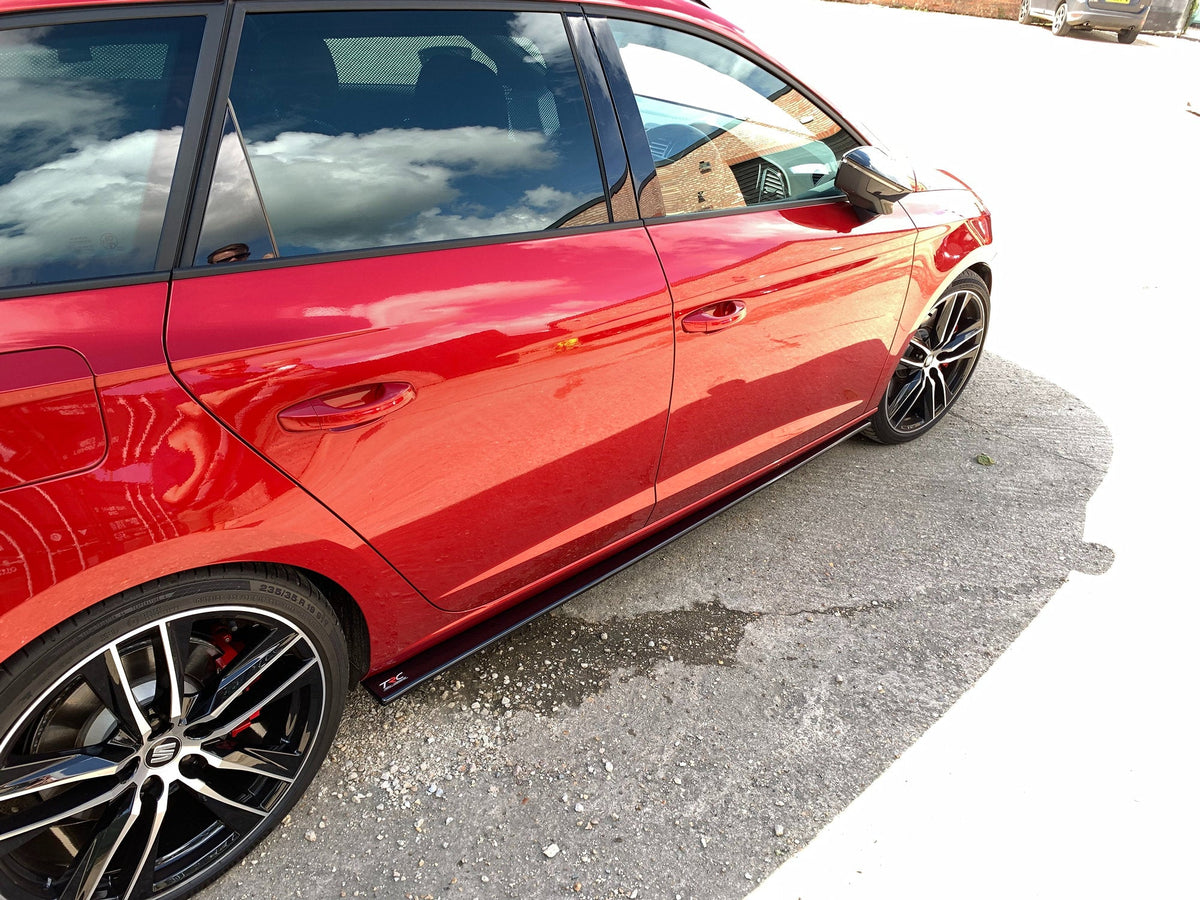 Seat Leon MK3.5 Cupra 5 Door - Side Skirt Splitters