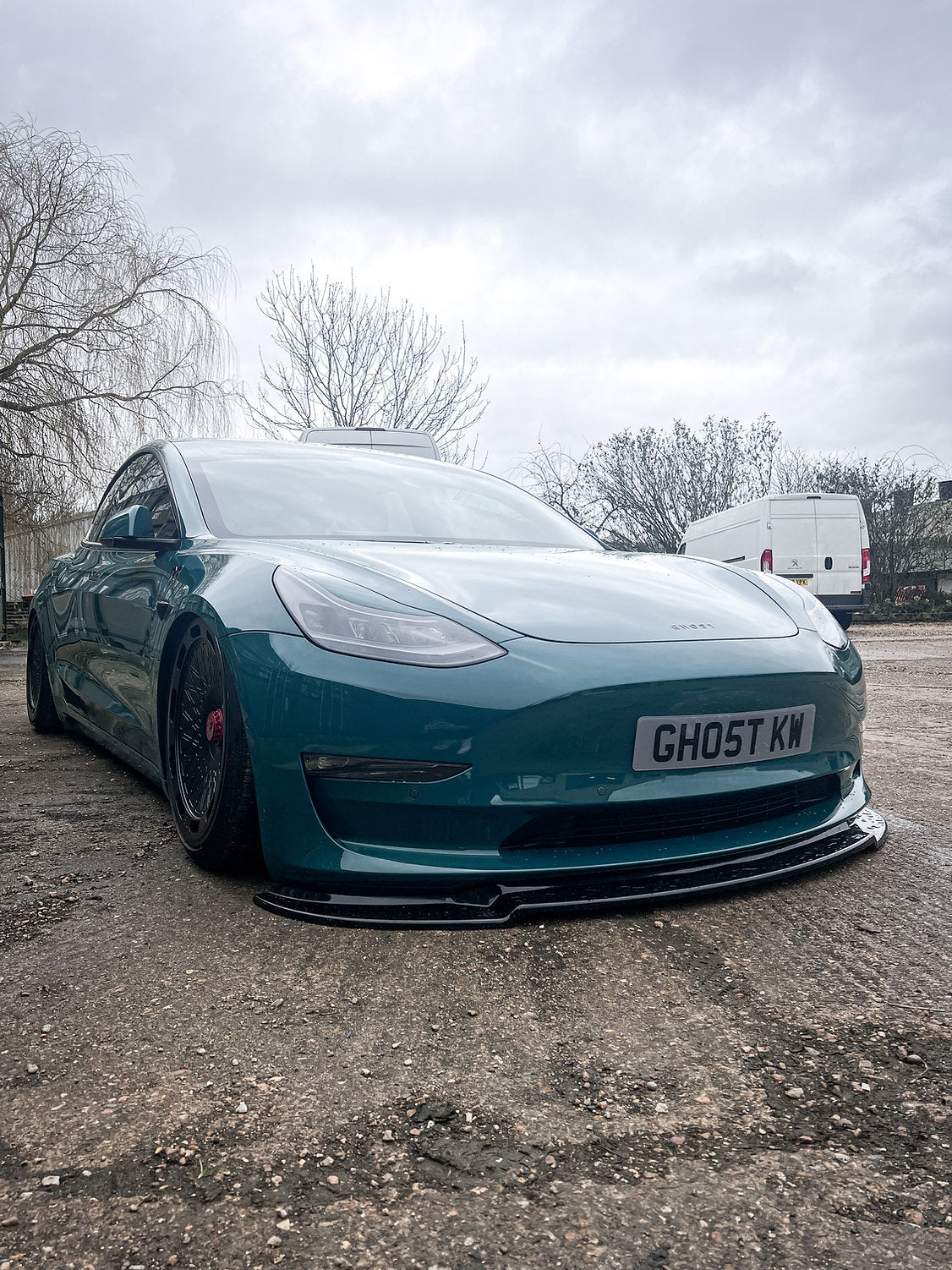 Tesla Model 3 - Front Splitter