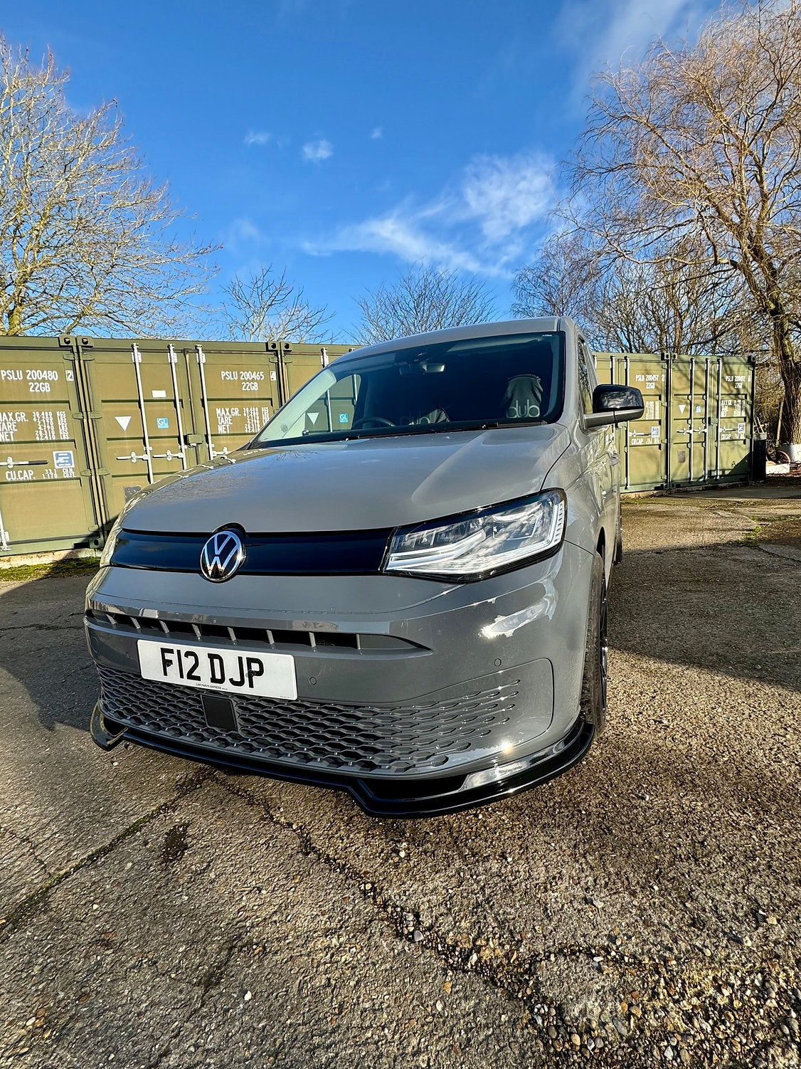 Volkswagen Caddy MK5 - V2 Front Splitter