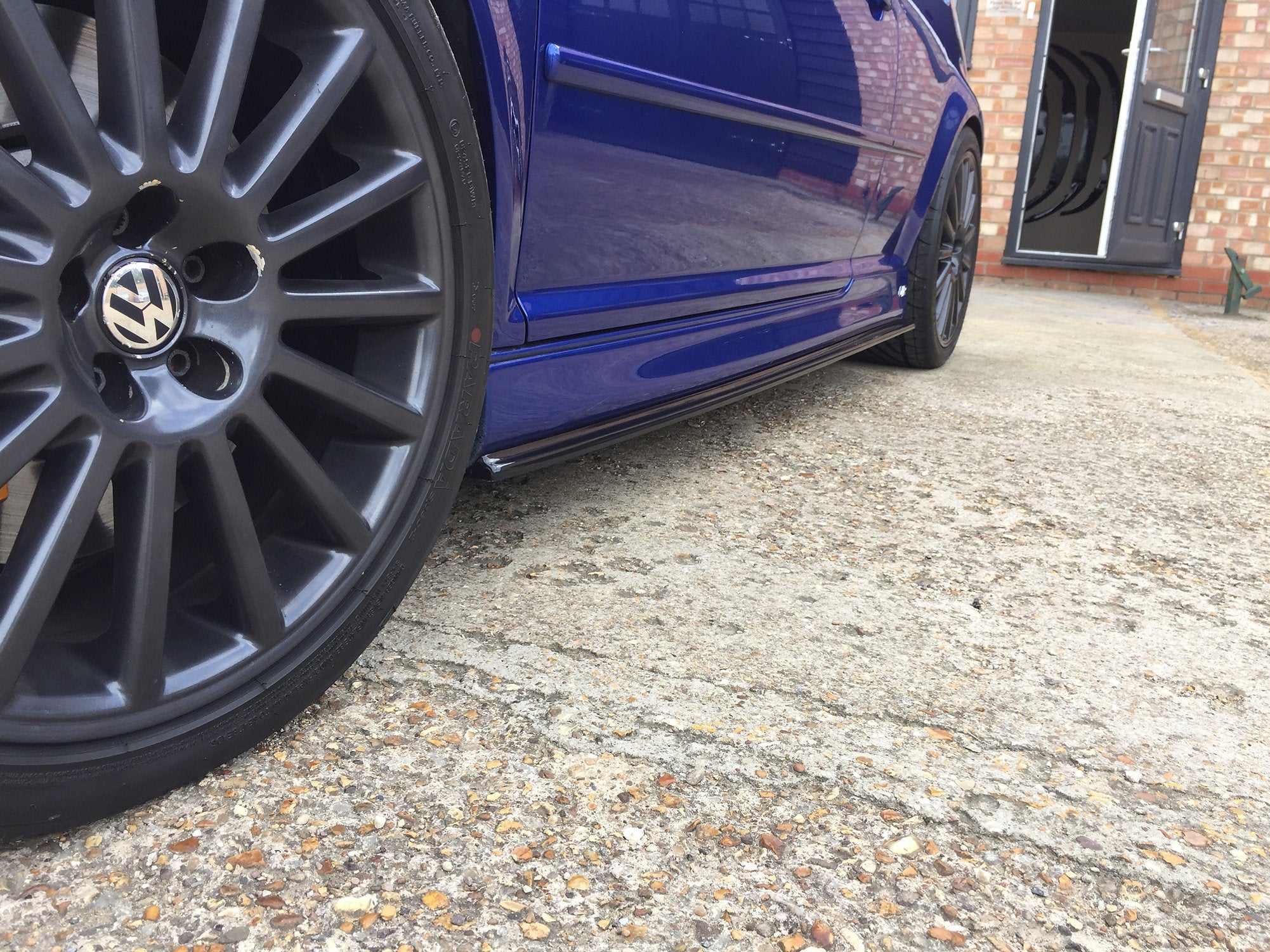 Volkswagen Golf MK4 R32 - Side Skirt Splitters
