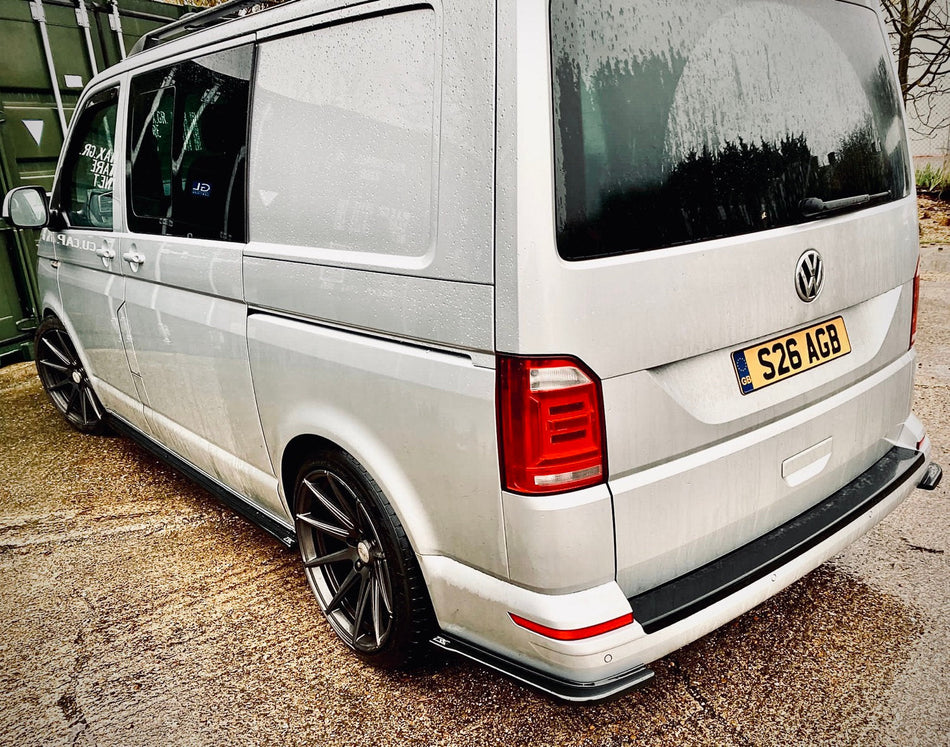Volkswagen Transporter T6 Non-Sportline Short Wheelbase - Rear Spats
