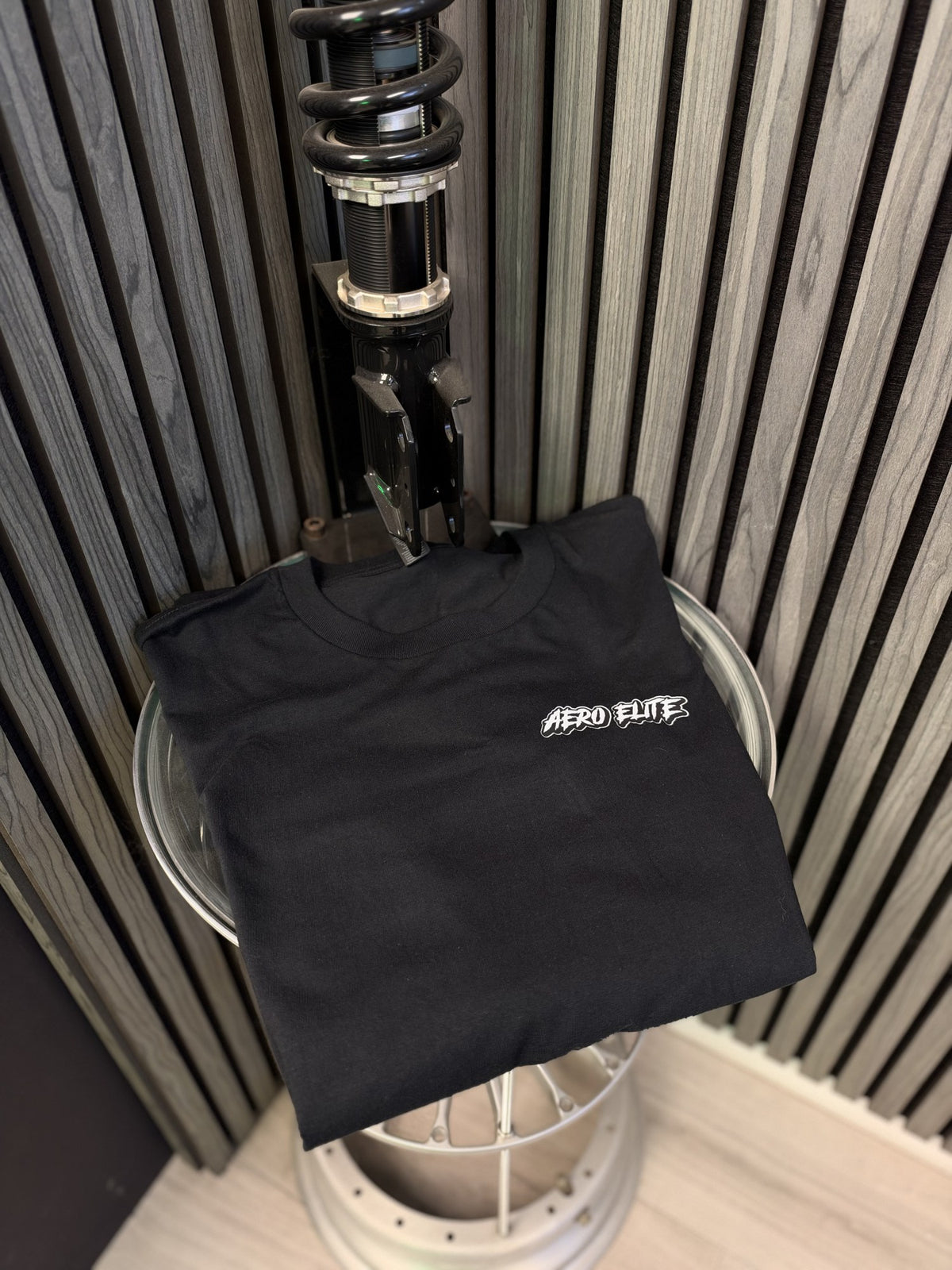 Aero Elite Crew T-Shirt black – front left chest logo