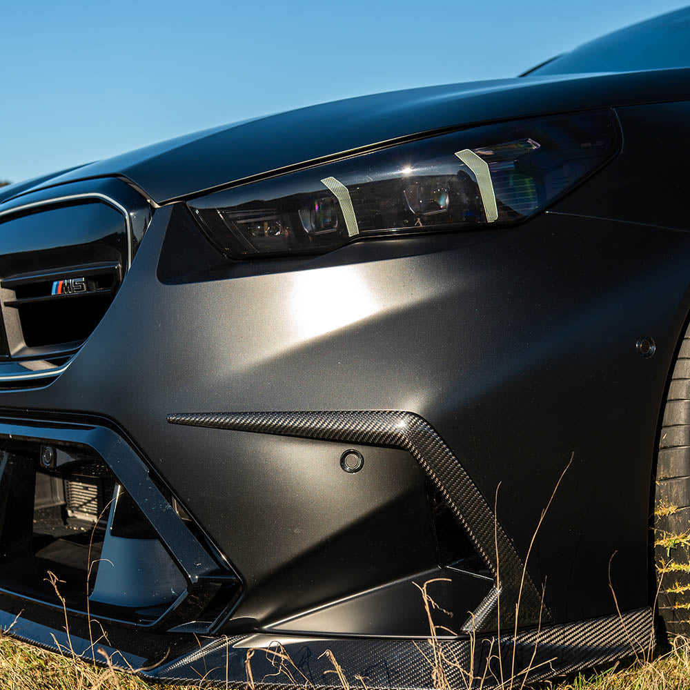 BMW G90/G99 M5 2024+ CARBON FIBRE FRONT BUMPER TRIM - CT DESIGN