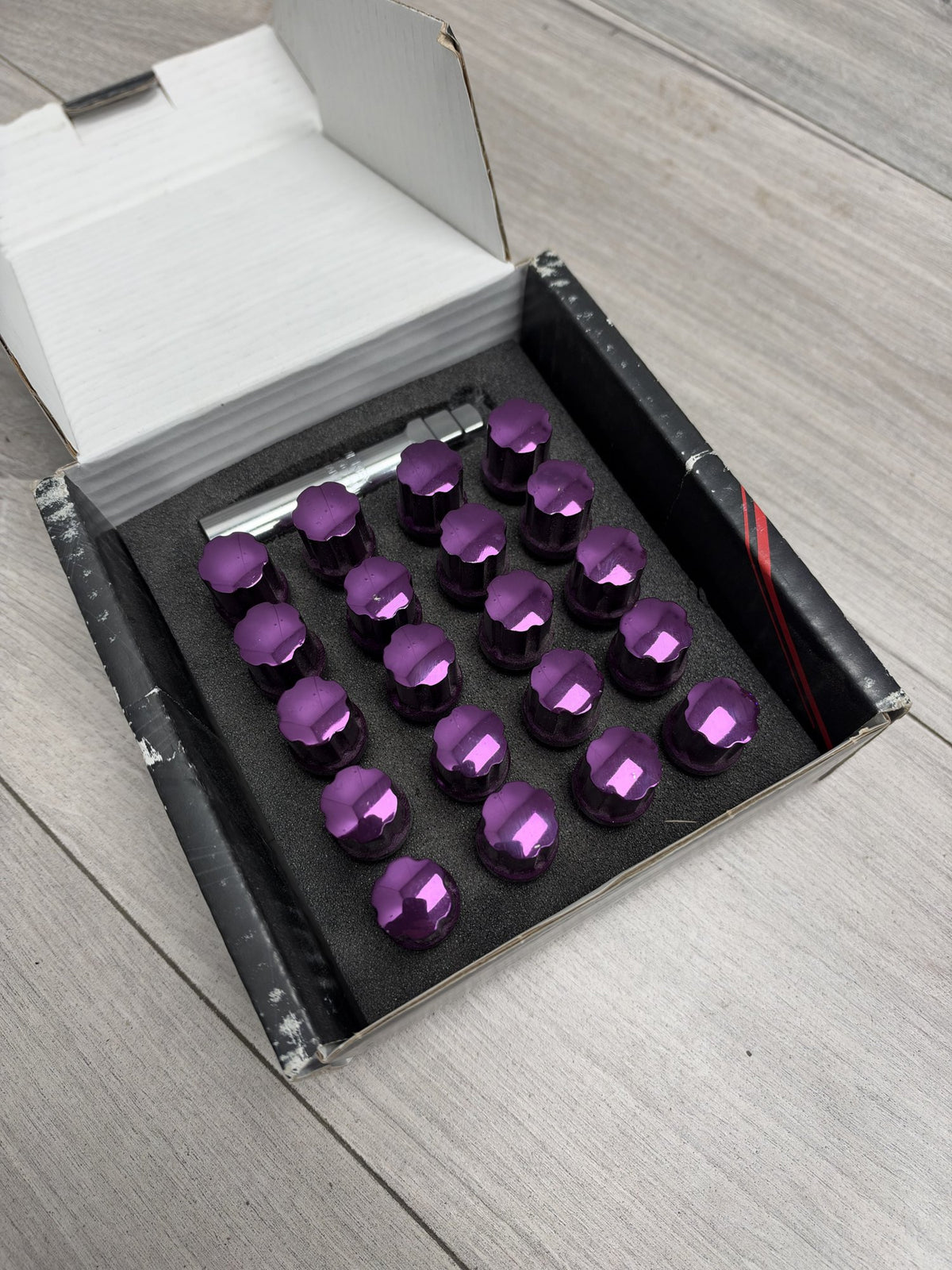 Actual ex-display set: Japan Racing JB1 purple M14x1.25 wheel bolts, boxed with key