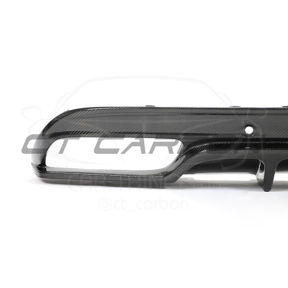 MERCEDES C63 W205 SALOON FULL CARBON FIBRE KIT - PS x B STYLE-Kit-CT CARBON-CT Carbon - High-quality carbon fiber and gloss black aerodynamic parts for premium sports and luxury vehicles.