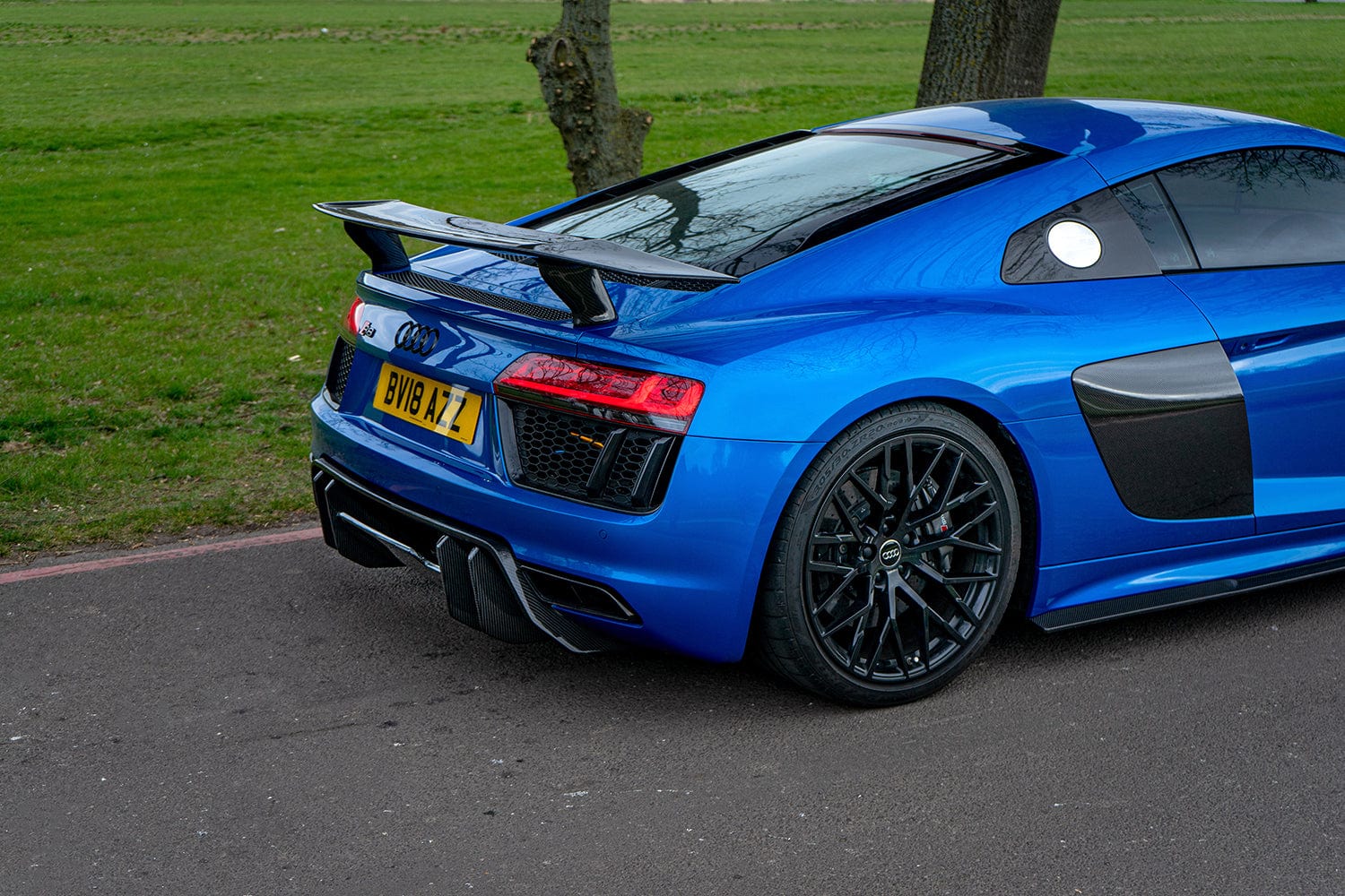 CT CARBON Rear Wing AUDI R8 V10 GEN 2 CARBON FIBRE WING - V STYLE