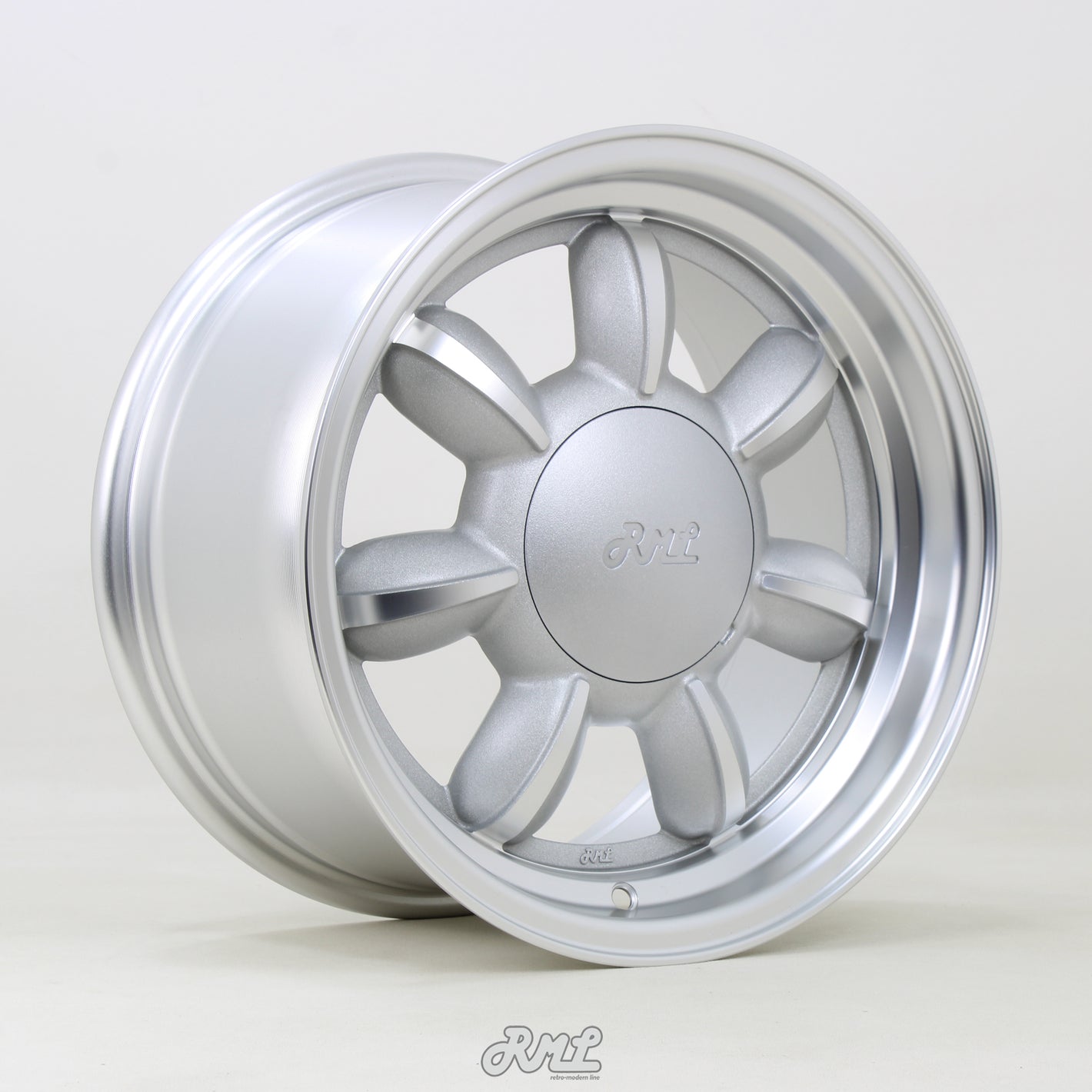 RML Wheels Daisy 15x8 ET30 4x100 RLSilver