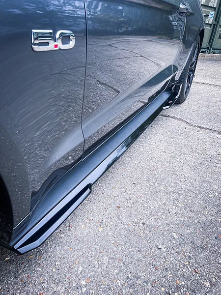 Ford Mustang 5.0L GT Facelift - Side Skirt Splitters