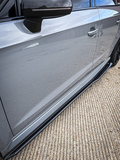 Audi RS3 8V Pre Facelift Sportback - Side Skirt Splitters