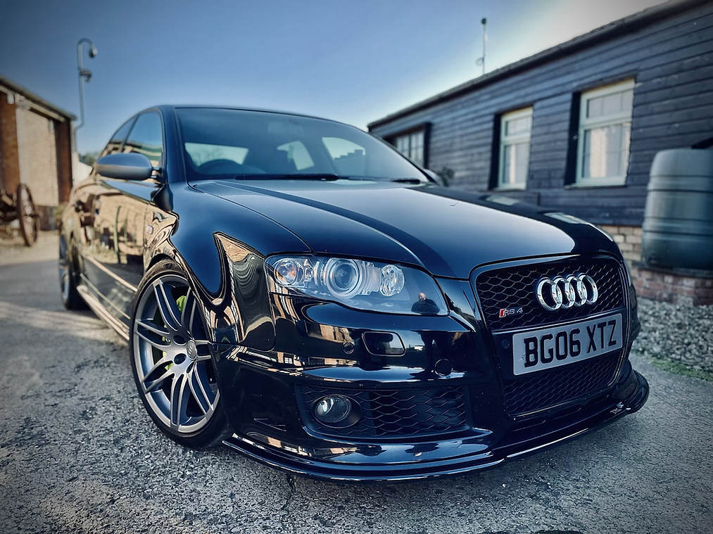 Audi RS4 B7 Cabriolet - Front Splitter