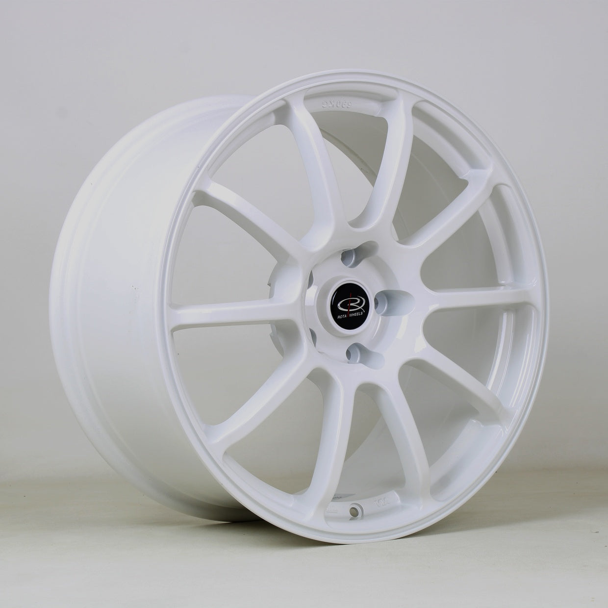 Rota Force2 18x9 ET42 5x114.3 White