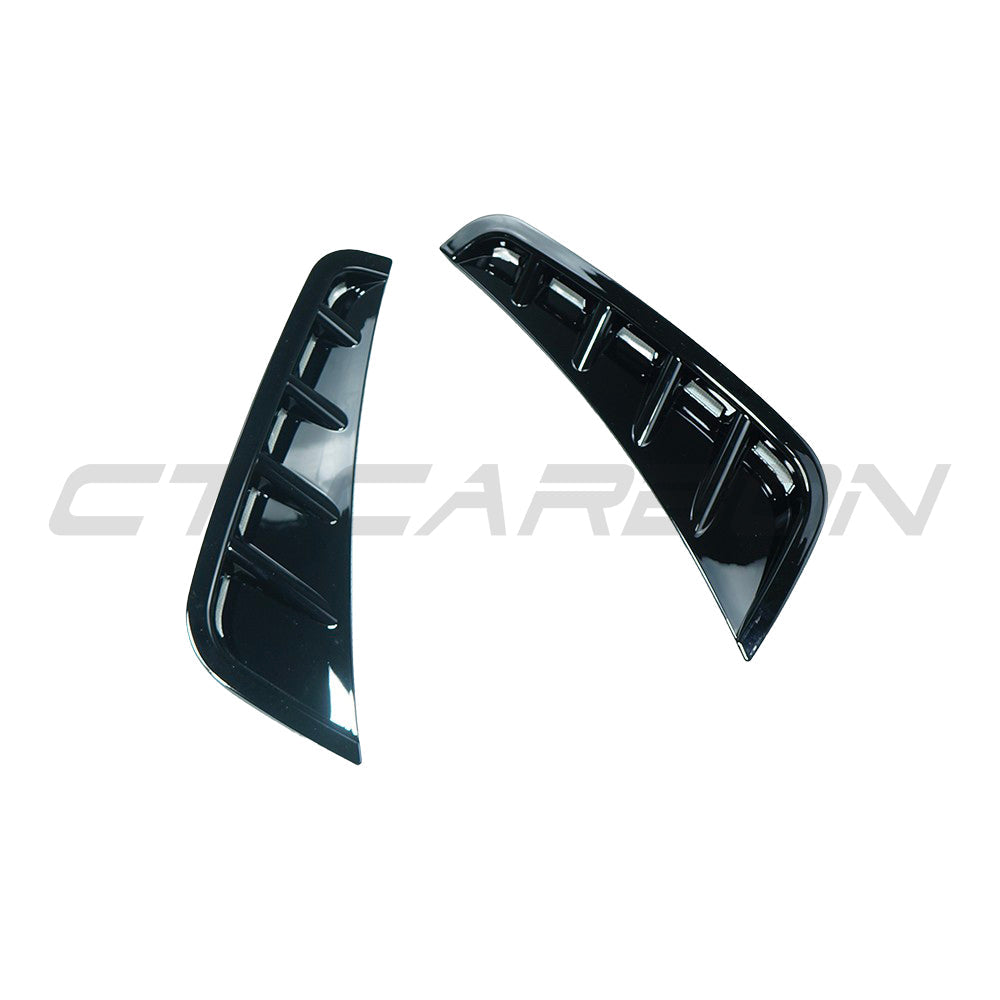 MERCEDES C43 & C CLASS W205 2019-2021 FACELIFT GLOSS BLACK FRONT BUMPER CORNERS