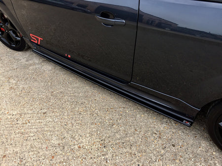 Ford Focus MK2.5 Zetec S - Side Skirt Splitters