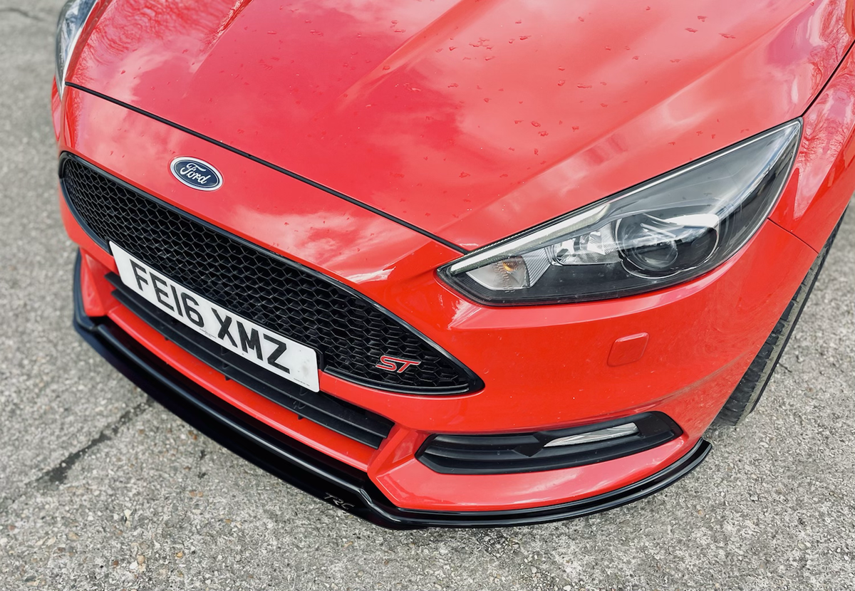 Ford Focus MK3.5 ST250 - Splitter Blade