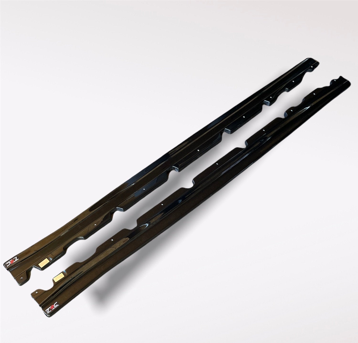 Ford Focus MK4 ST - Side Skirt Splitters