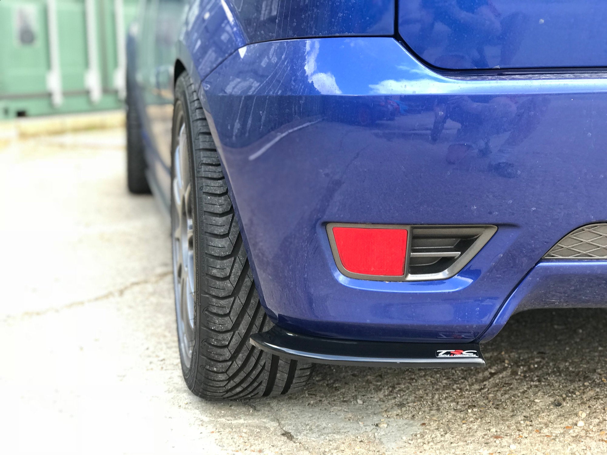 Ford Fiesta MK6 ST150 - Rear Spats