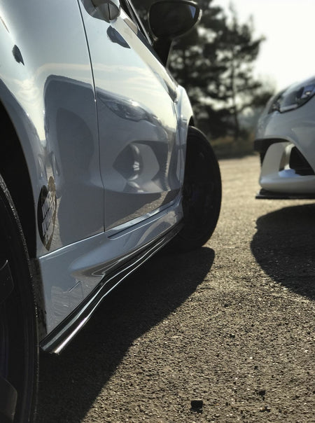 Ford Fiesta MK7 Zetec S - Side Skirt Splitters
