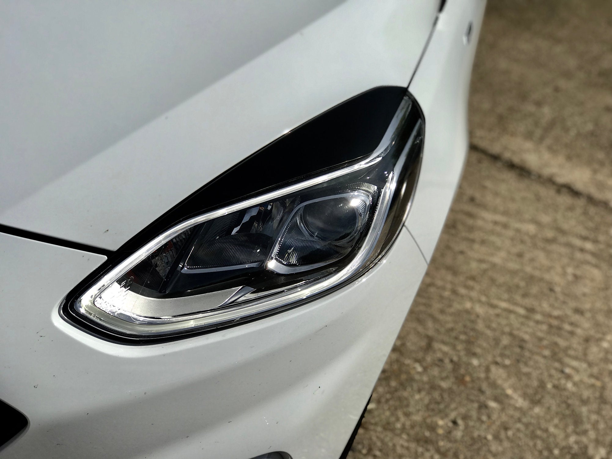 Ford Fiesta MK8 ST - V2 Headlight Brows