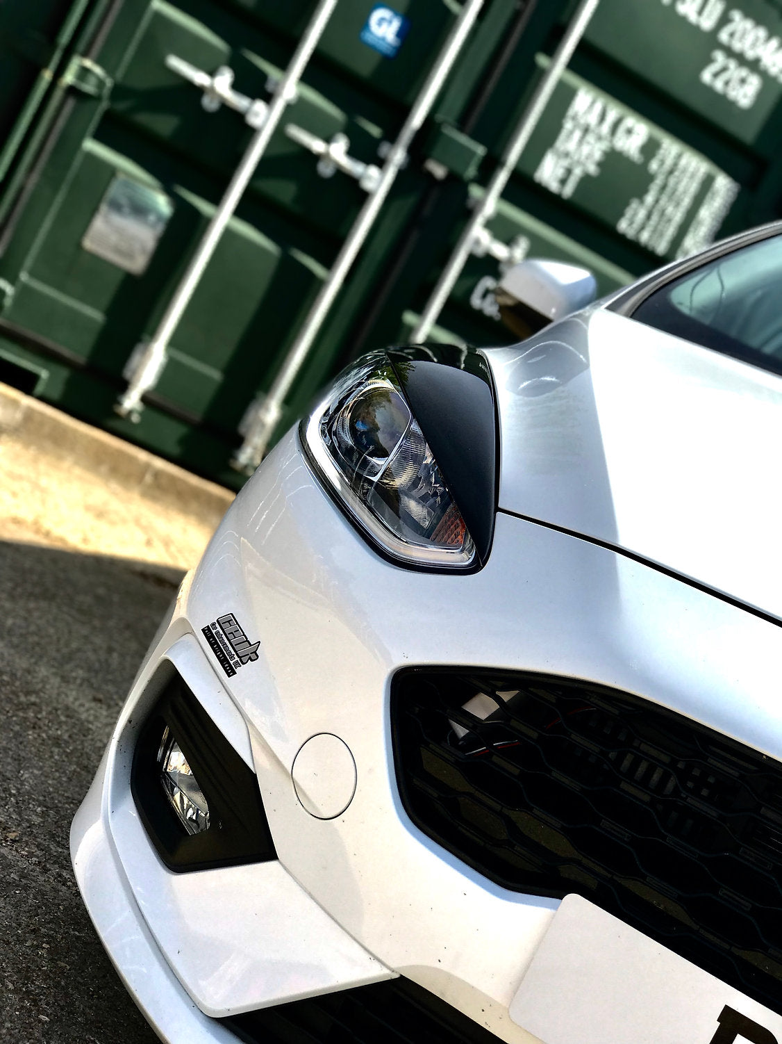 Ford Fiesta MK8 ST - V1 Headlight brows