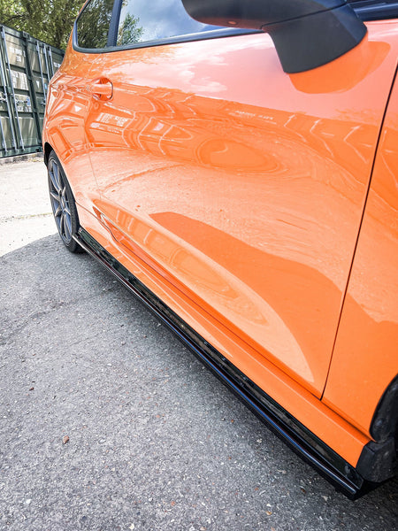 Ford Fiesta MK8.5 ST - V2 Side Skirt Splitters