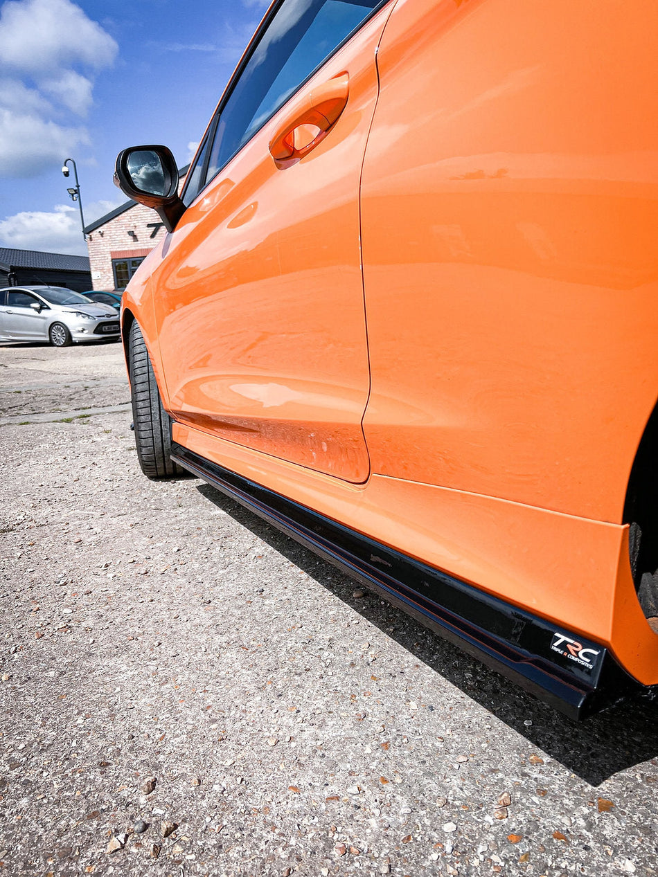 Ford Fiesta MK8.5 ST - V2 Side Skirt Splitters