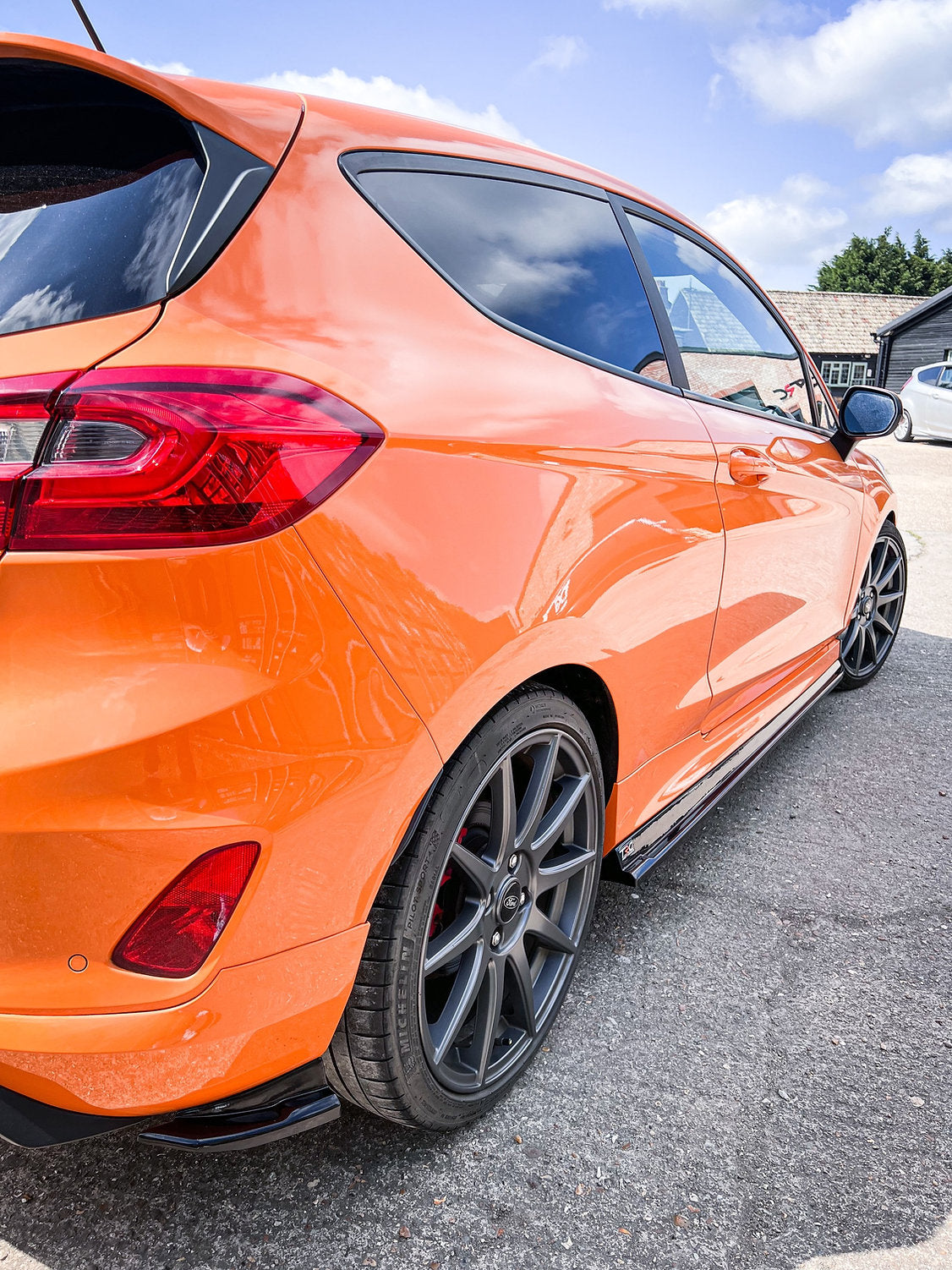 Ford Fiesta MK8 ST-Line - V2 Rear Spats