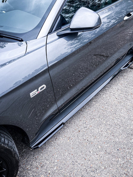 Ford Mustang 5.0L GT Facelift - Side Skirt Splitters