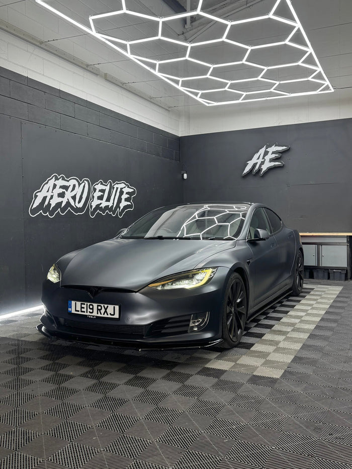 Tesla Model S front three-quarter view after fitting front splitter, side skirts, rear diffuser and rear bumper corners